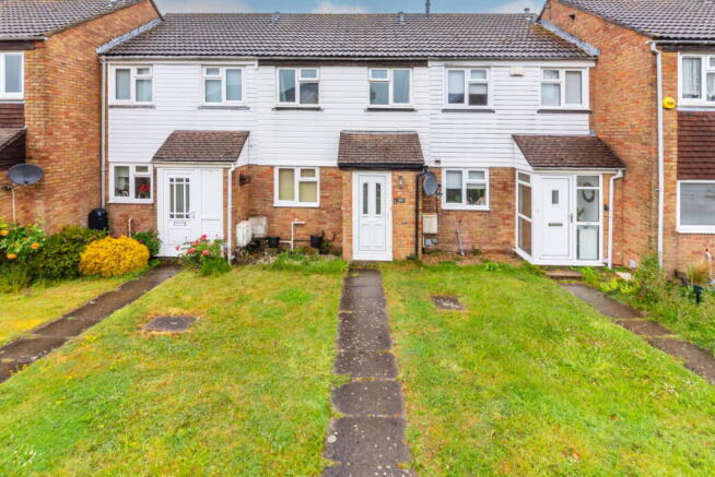 2 bed property, in Beagles Wood Road, £330,000