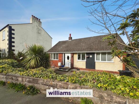 3 bed property, in Holway Road, £249,999
