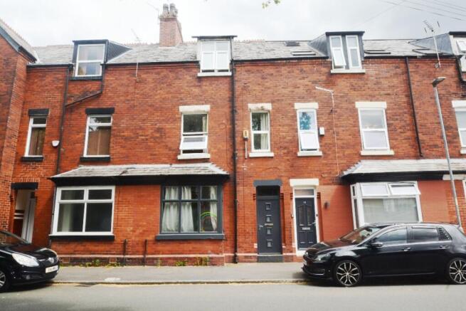 9 bed property, in Balmoral Road, £680,000