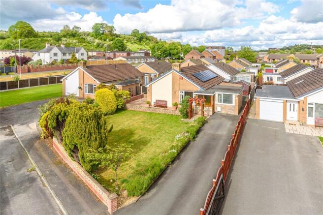3 bed property, in Green Acres, £300,000