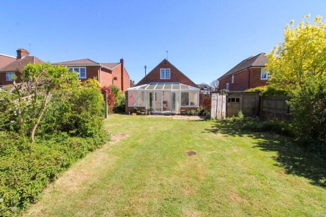 3 bed property, in Rushmoor Avenue, £595,000