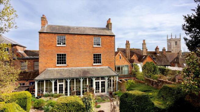 5 bed property, in Silverless Street, £1,750,000