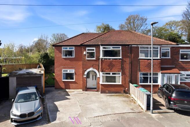 5 bed property, in Lynnwood Road, £400,000
