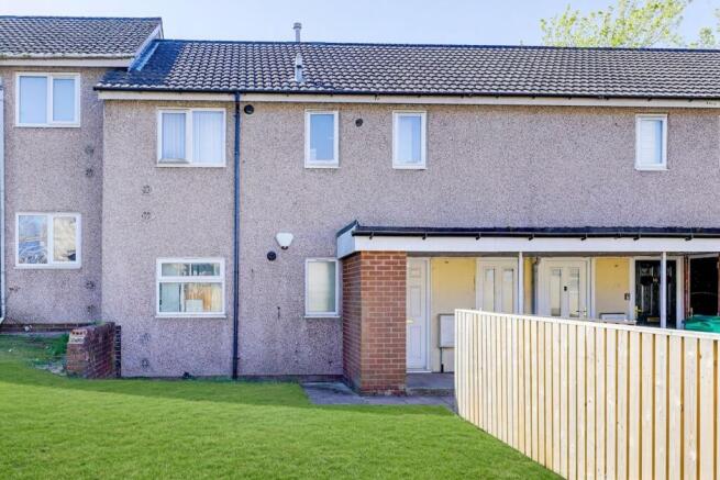 1 bed property, in Jacklin Gardens, £70,000