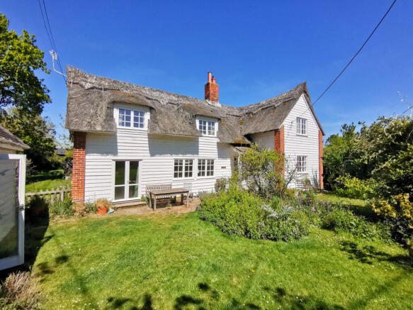 3 bed property, in Shop Lane, £695,000