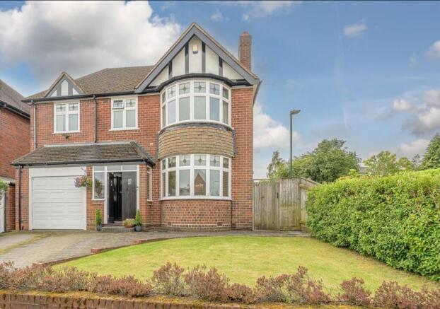 4 bed property, in Knightlow Road, £875,000