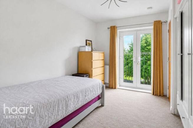 2 bed property, in Havelock Gardens, £130,000