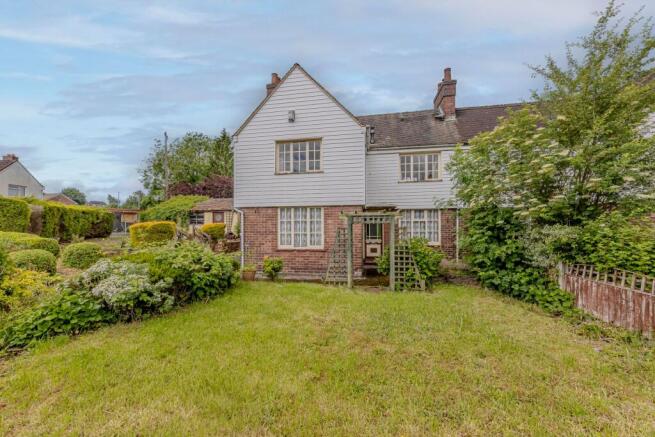 3 bed property, in Stevenson Road, £170,000