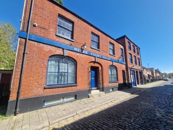 3 bed property, in Bishop Street, £390,000