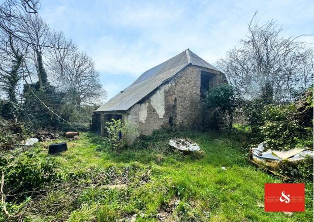 Land, in Modbury, £295,000