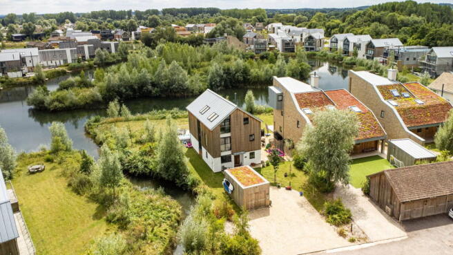 5 bed property, in 27 Minety Lake, £1,450,000