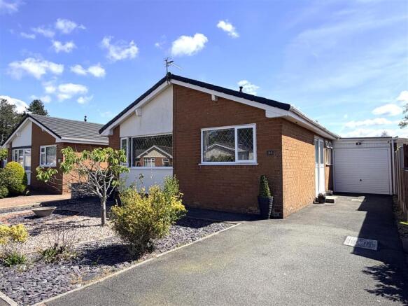 3 bed property, in Calf Croft Place, £339,950