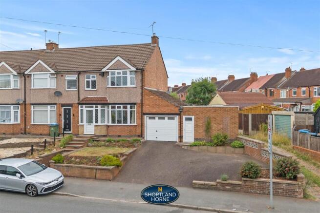 3 bed property, in The Scotchill, £259,000