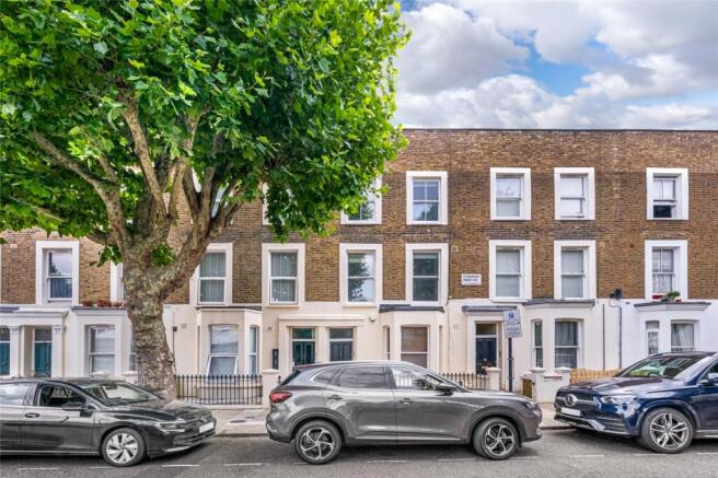 3 bed property, in Fernhead Road, £750,000