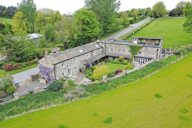 6 bed property, in Follifoot Lane, £1,195,000
