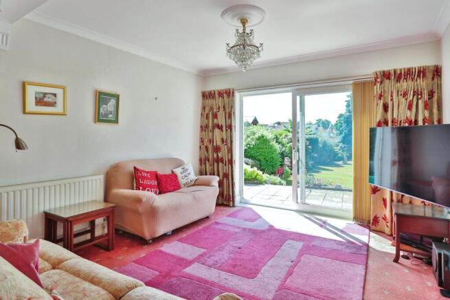 4 bed property, in Elgin Road, £769,000