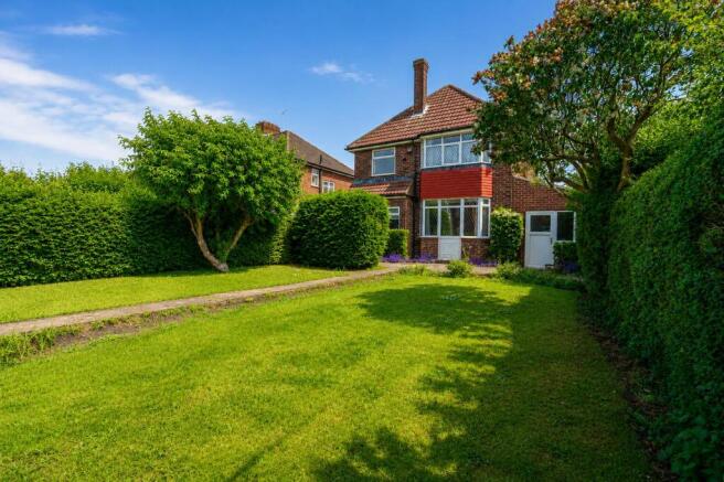 3 bed property, in Water Lane, £375,000