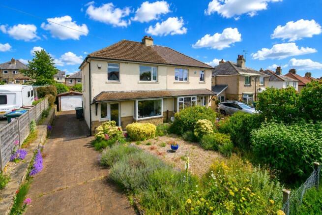 3 bed property, in Collier Lane, £289,950