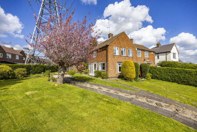 3 bed property, in Station Road, £210,000
