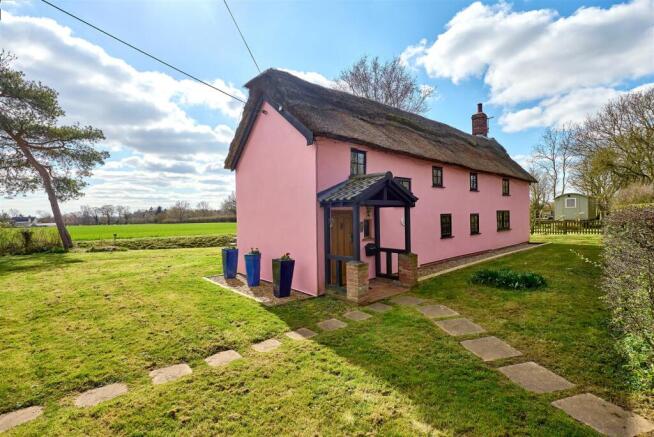3 bed property, in Back Street, £565,000