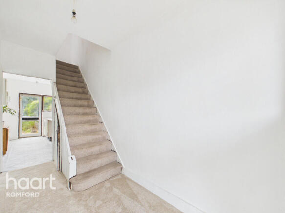 3 bed property, in Rush Green Road, £400,000