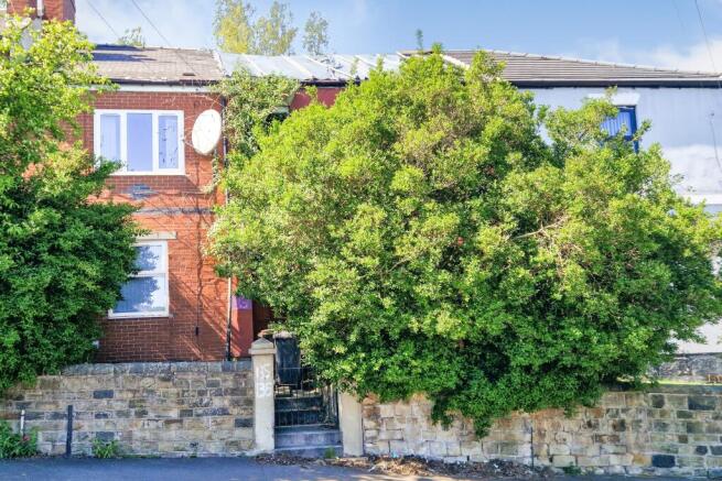 3 bed property, in Brunswick Road, £10,000