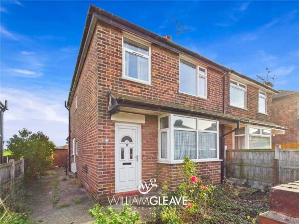 3 bed property, in Albert Avenue, £120,000