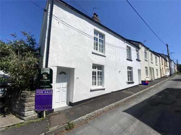 2 bed property, in Priory Road, £190,000