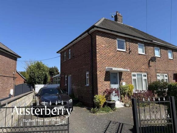3 bed property, in Yaxley Place, £160,000