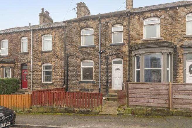 4 bed property, in Brook Street, £155,000