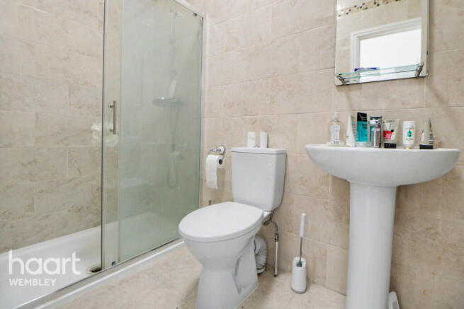 5 bed property, in Wembley, £725,000