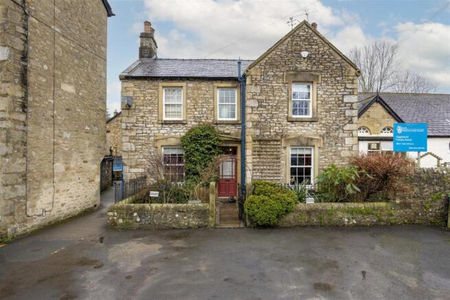 4 bed property, in Church Street, £595,000