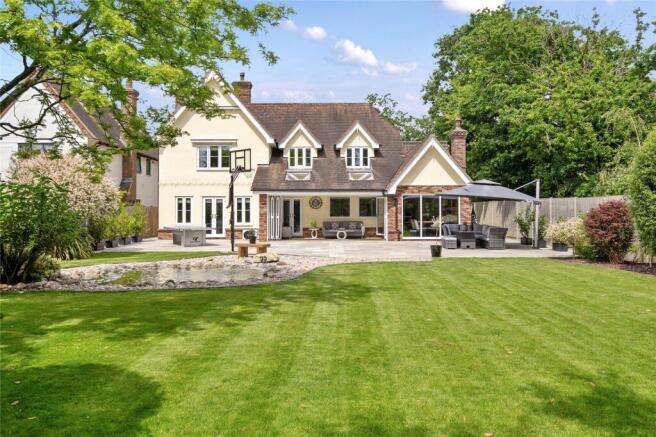 5 bed property, in Bentley, £1,250,000