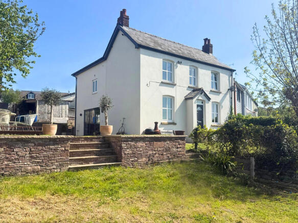 3 bed property, in Osbaston, £695,000