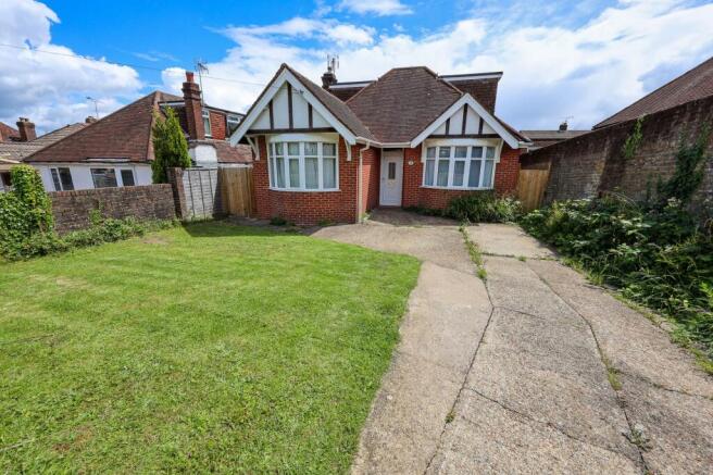 3 bed property, in Junction Road, £410,000