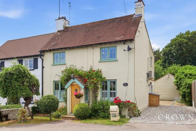 3 bed property, in Church Road, £650,000