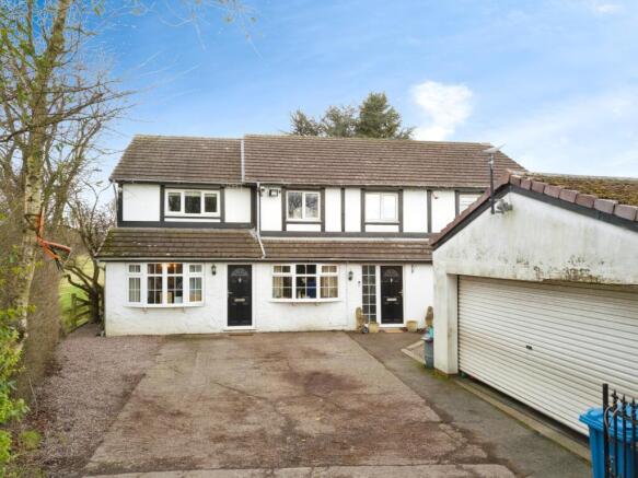 7 bed property, in The Croft, £725,000