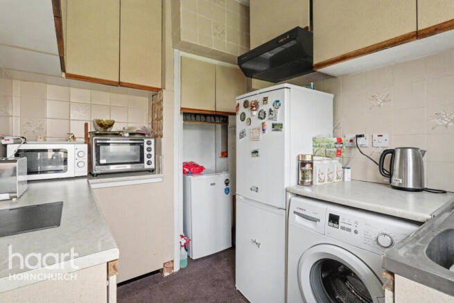 3 bed property, in Stanley Road, £475,000