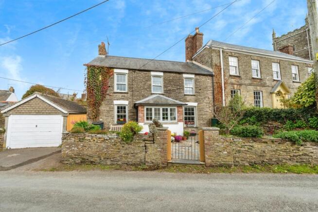 3 bed property, in Churchtown, £435,000