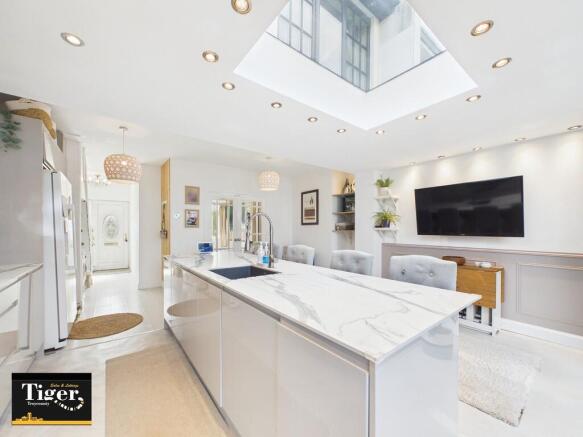 3 bed property, in Mythop Road, £235,000