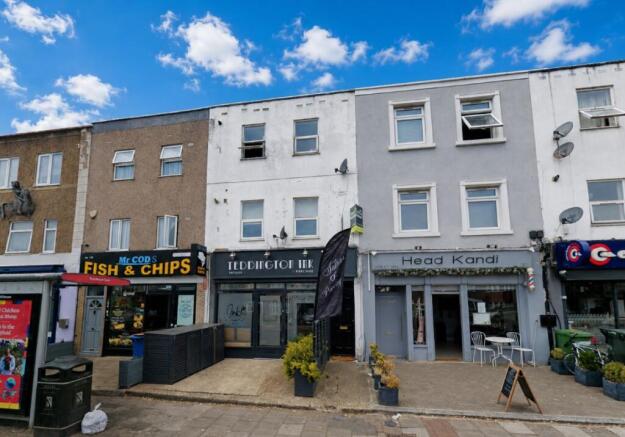 1 bed property, in Flat 2, £140,000