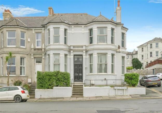 2 bed property, in Flat 2, £95,000