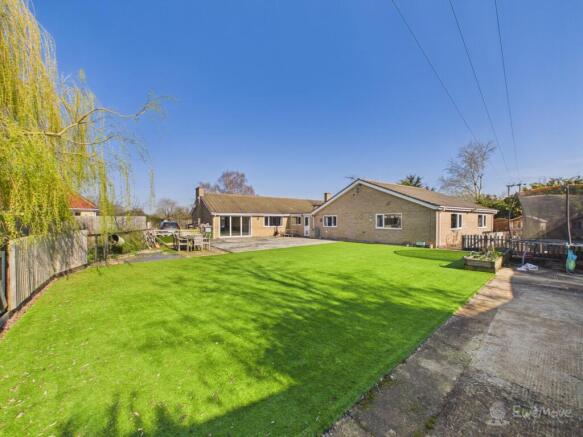 7 bed property, in Barcham Road, £650,000