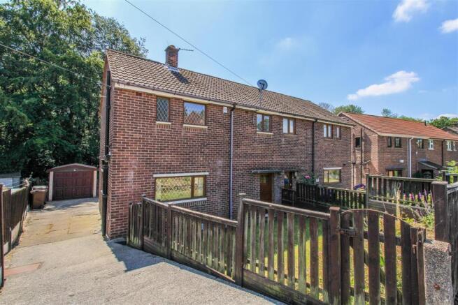 3 bed property, in Dodworth Drive, £195,000