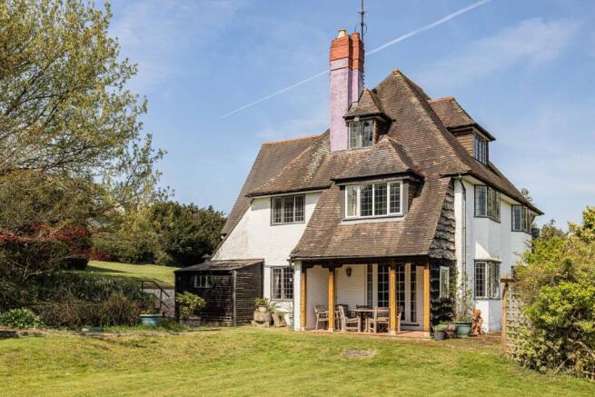 7 bed property, in Bospin Lane, £1,000,000