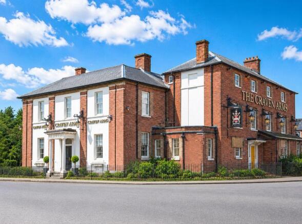 15 bed property, in Craven Arms, £450,000