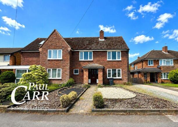 3 bed property, in Dower Road, £425,000