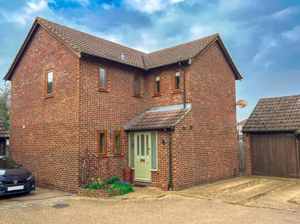 4 bed property, in Churchfields, £770,000