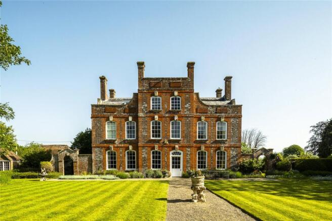 6 bed property, in Church Street, £5,500,000