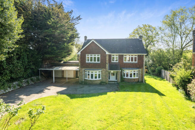 5 bed property, in Beech Waye, £1,500,000